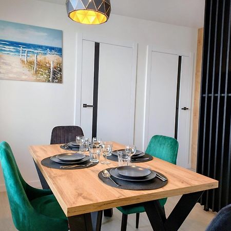 Family Homes - Apartamenty Rybacka Wladyslawowo Ngoại thất bức ảnh